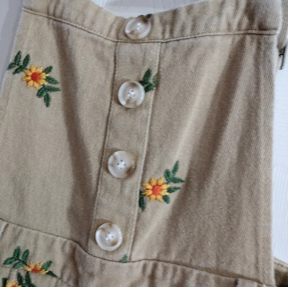 Cider Beige Floral Embroidered Wide-Leg Jumpsuit - Picture 3 of 13